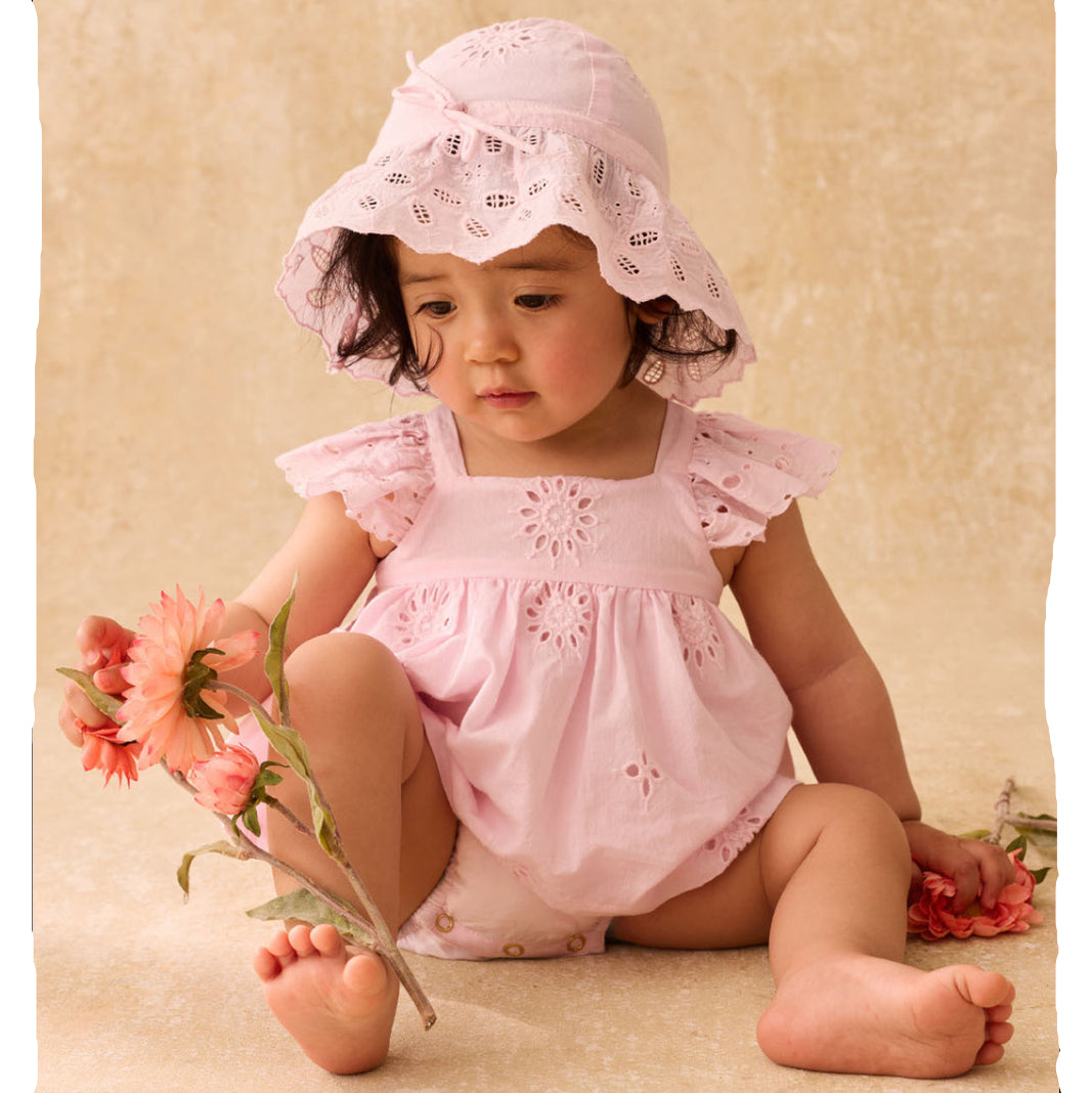 62A.FRI-S26-R0291 # Baby Romper Salome Pink Schiffli
