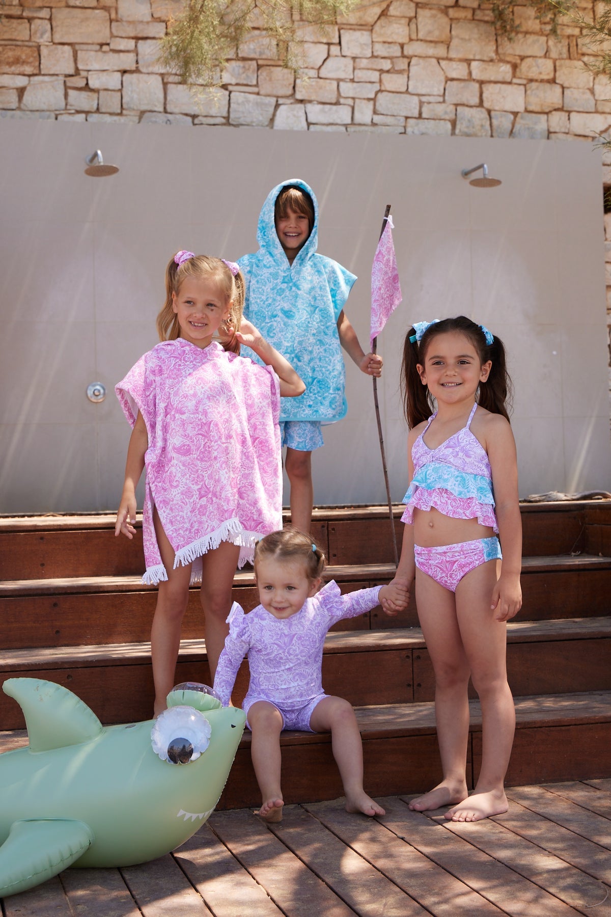 52A.S5AP908L # Kids Poncho Towel Paisley Lilac