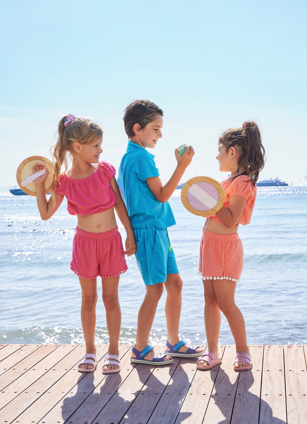 52A.S5GF712 # Παιδικό Σετ Πετσετέ με Πομ Πομ Fuchsia