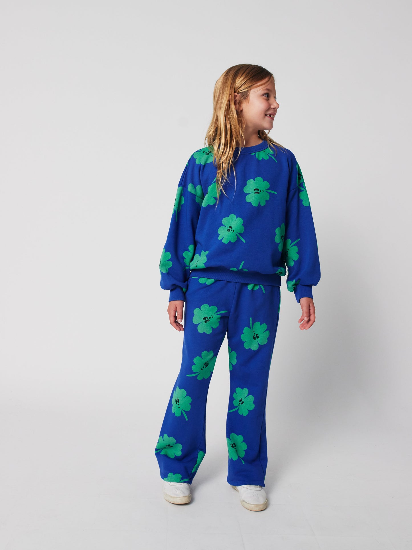 52B.B225AC074_421 # Kids Sweatpants Lucky Clover