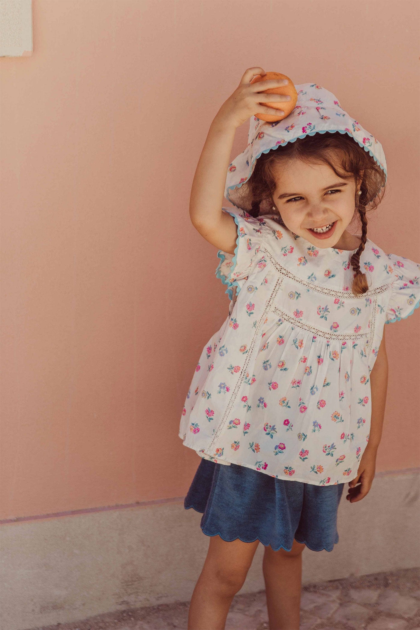 52A.FRI-S25-B0166 # Baby Blouse Felicita Armande