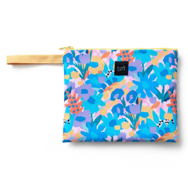 62A.TT422-175 # Beach Pouch Summer Blossom