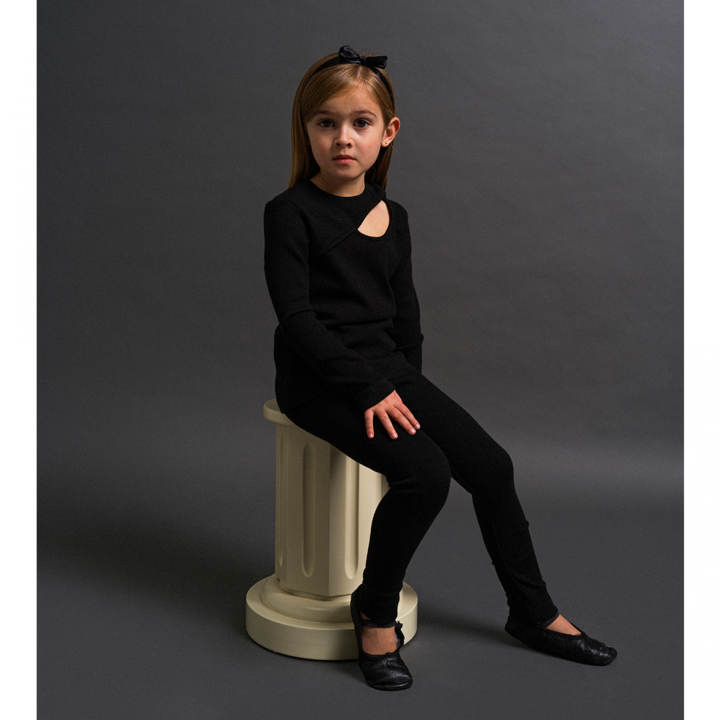 52B.42210303002 # Kids Ribbed Leggings Black