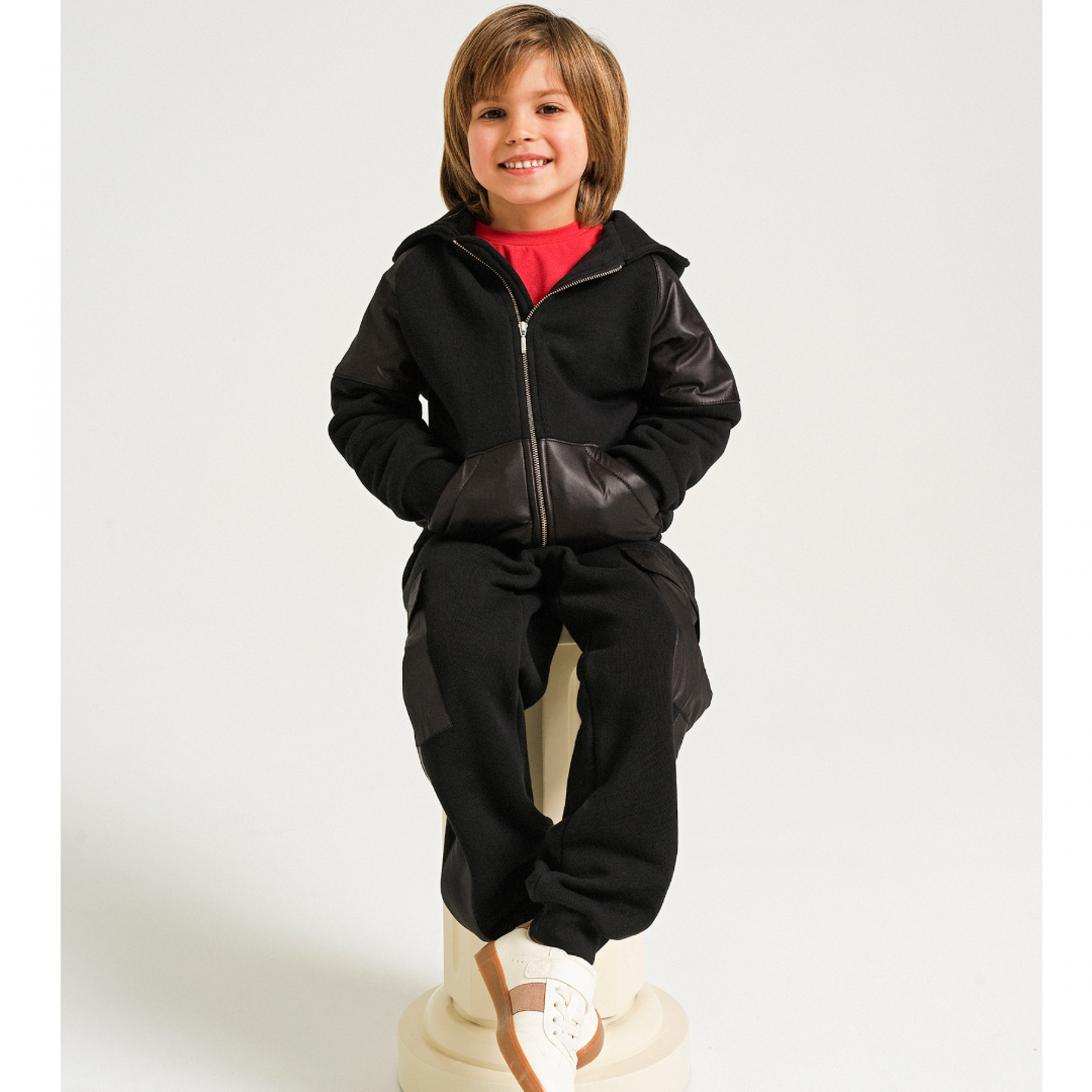52B.42211202122 # Kids Sweatpants Black