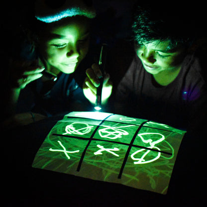 99.IA300050 # Pillowcase Glow in the Dark Noughts & Crosses 