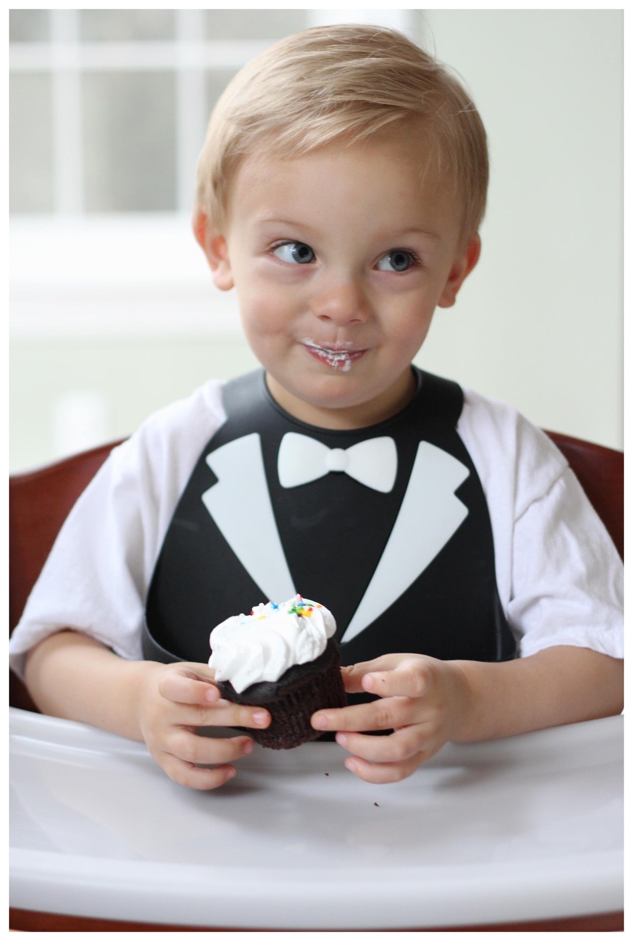 Σαλιάρα Σιλικόνης Tux
