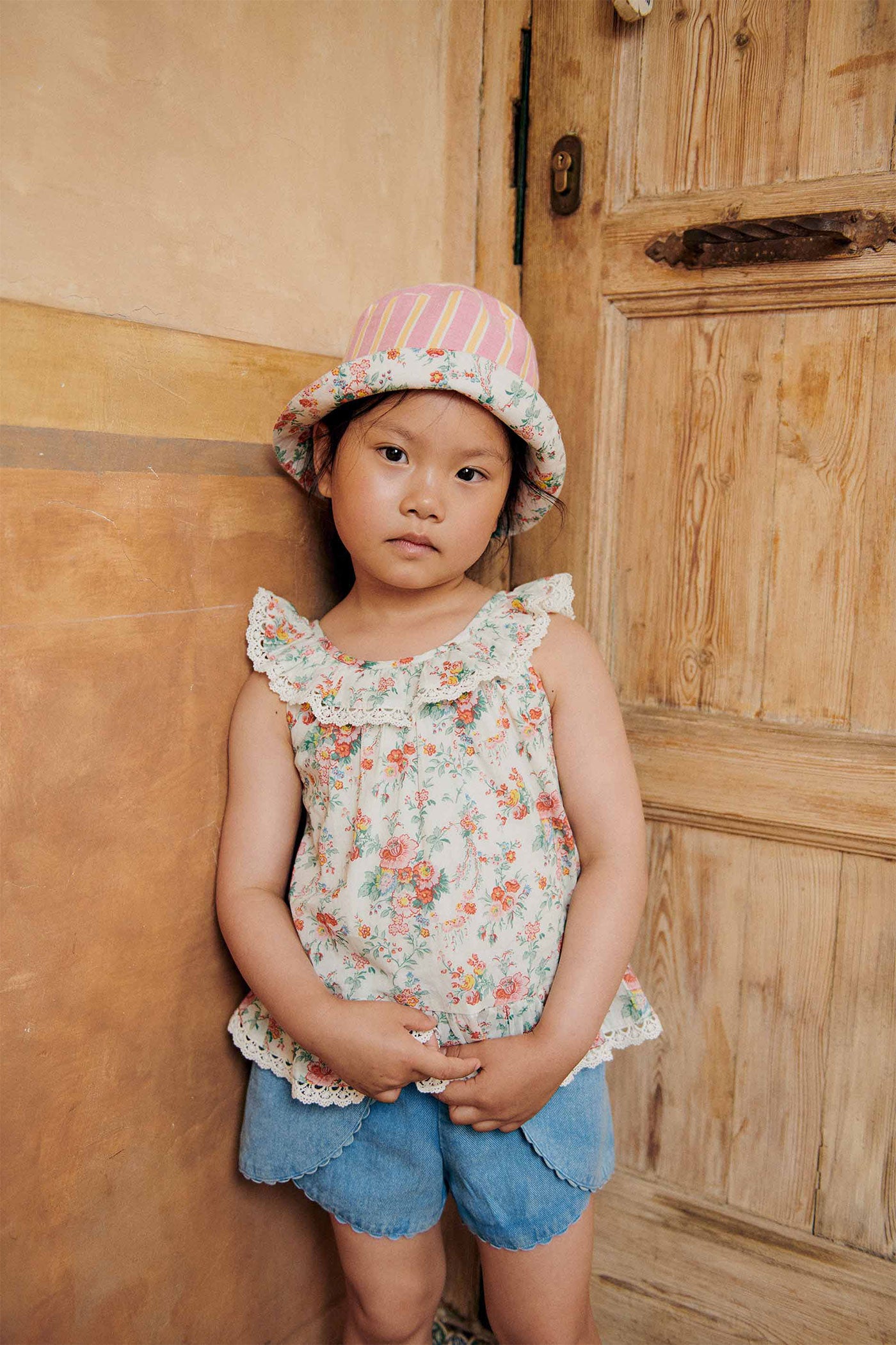 52A.GRI-S25-B0162 # Παιδική Αμάνικη Μπλούζα Rosa Festa Cream Zelie