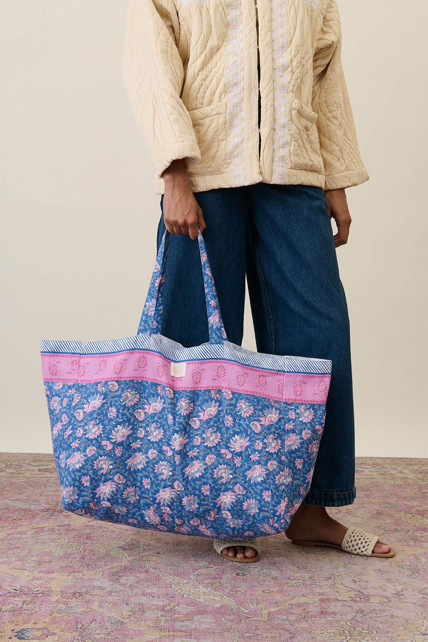 52A.HAI-S25-T0198 # Tote Bag Blue Capri