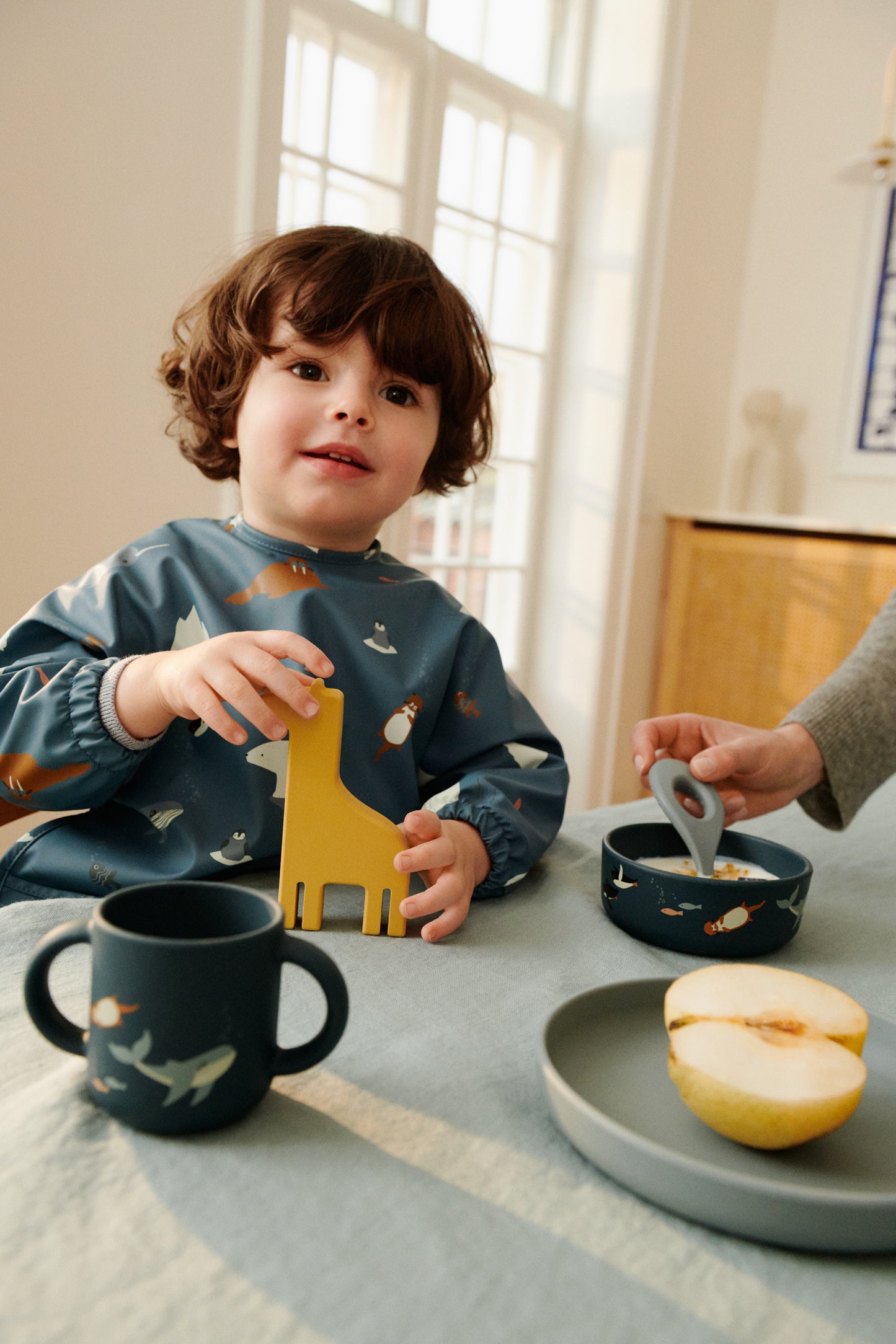 99.LW18136_2501 # Soft Bib for Play & Food Arctic Sea Ocean View