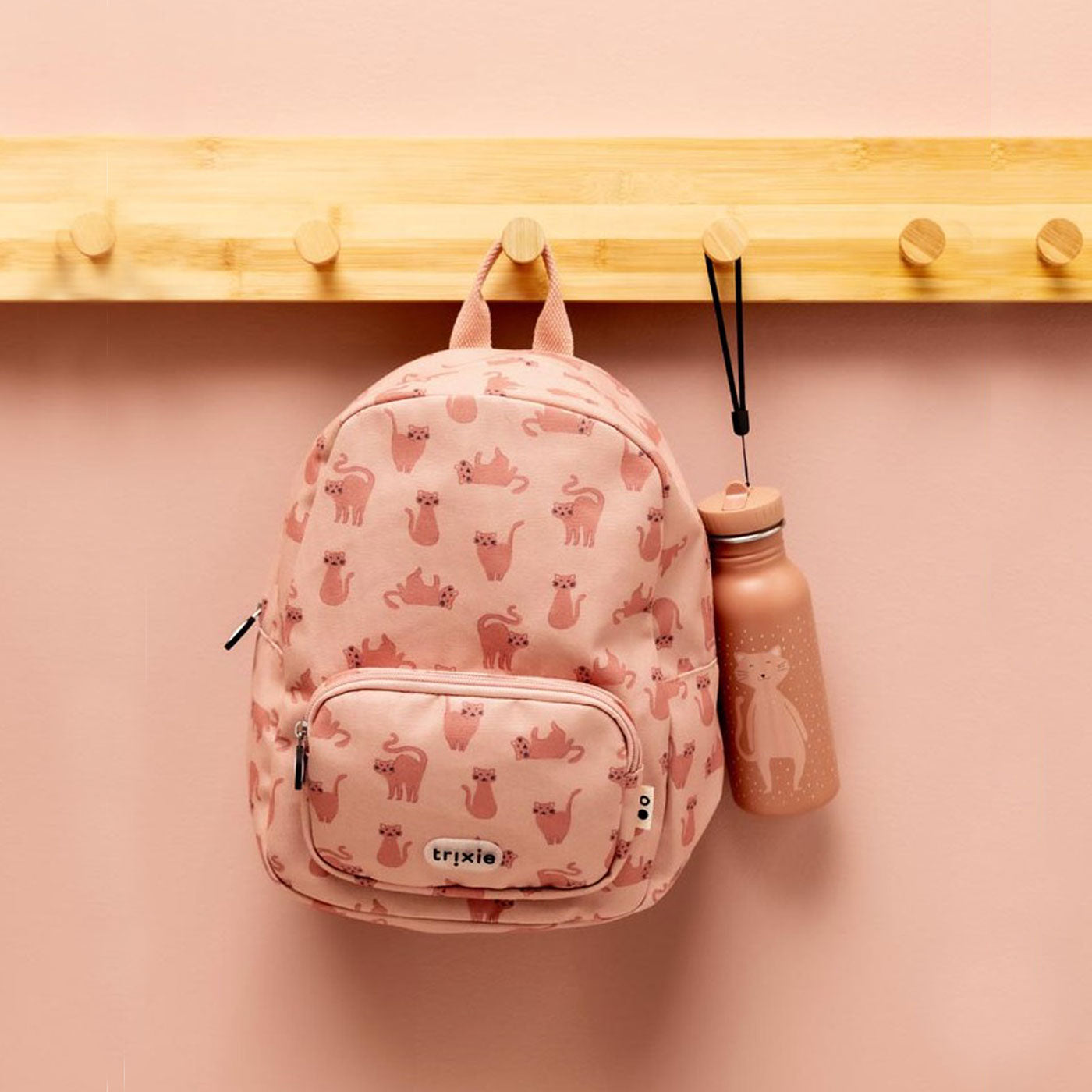 99.T97143 # Kids Backpack Charming Cat 