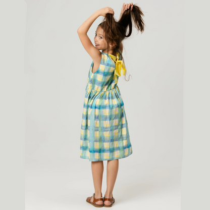 62A.PAWRGDRE0340001.76 # Kids Sleeveless Dress Lucrecia Grid