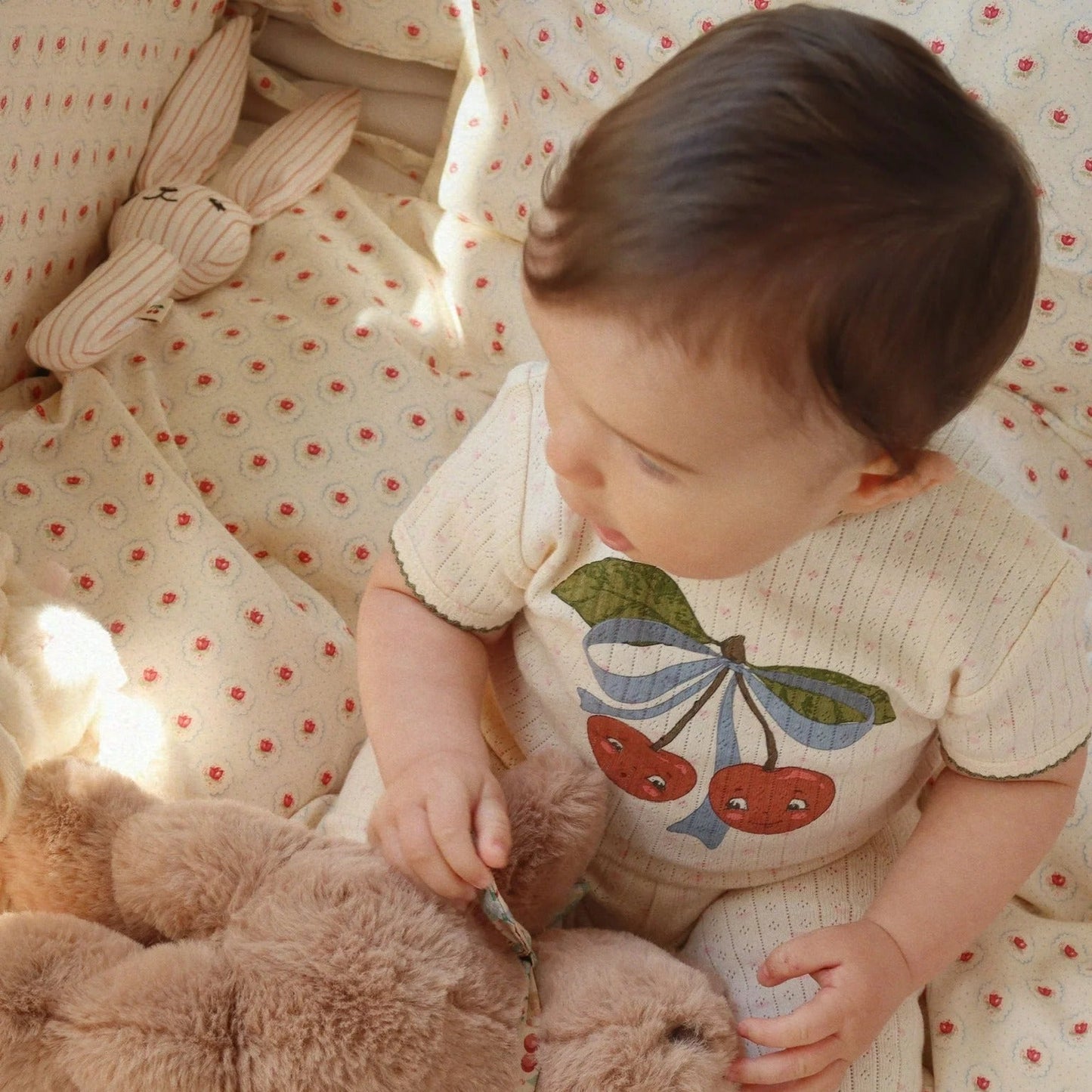 99.KS105008_MINNIECOEUR # Baby Short Sleeve Bodysuit Coeur