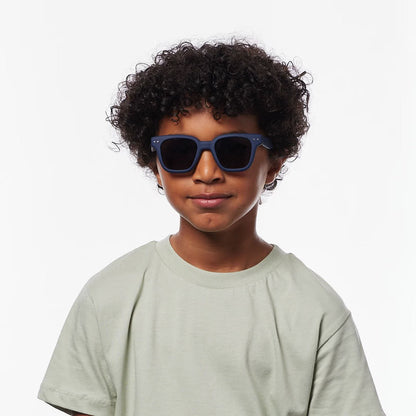 99.IZPZjnr11-CR-NAVBLUE # Kids Sunglasses Navy Blue (7-11 years old)