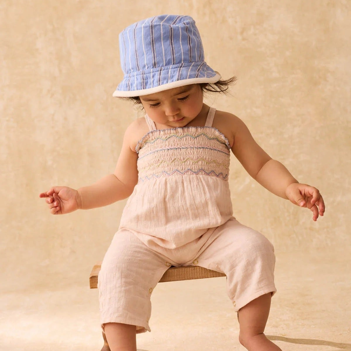 62A.GAI-R0069-BEBE # Reversible Baby Hat Cream Floral Haven