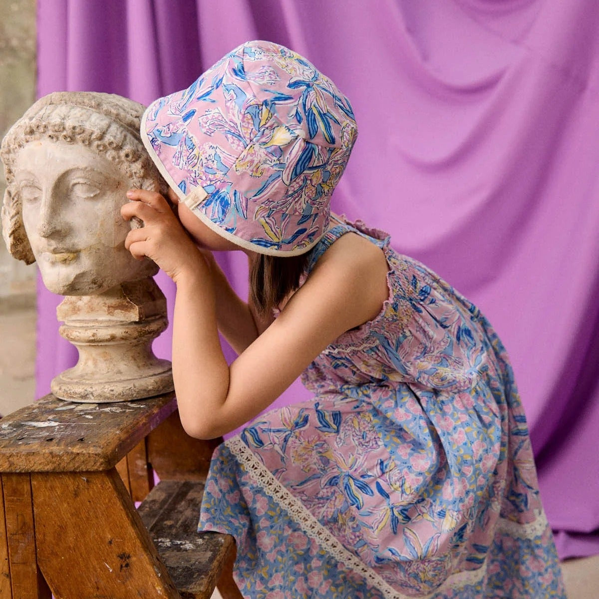 62A.GAI-S26-R0264 # Kids Reversible Bucket Hat Pink Lush Paradise