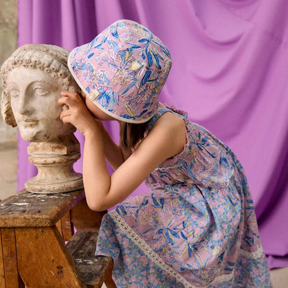 62A.GAI-S26-R0264 # Kids Reversible Bucket Hat Pink Lush Paradise
