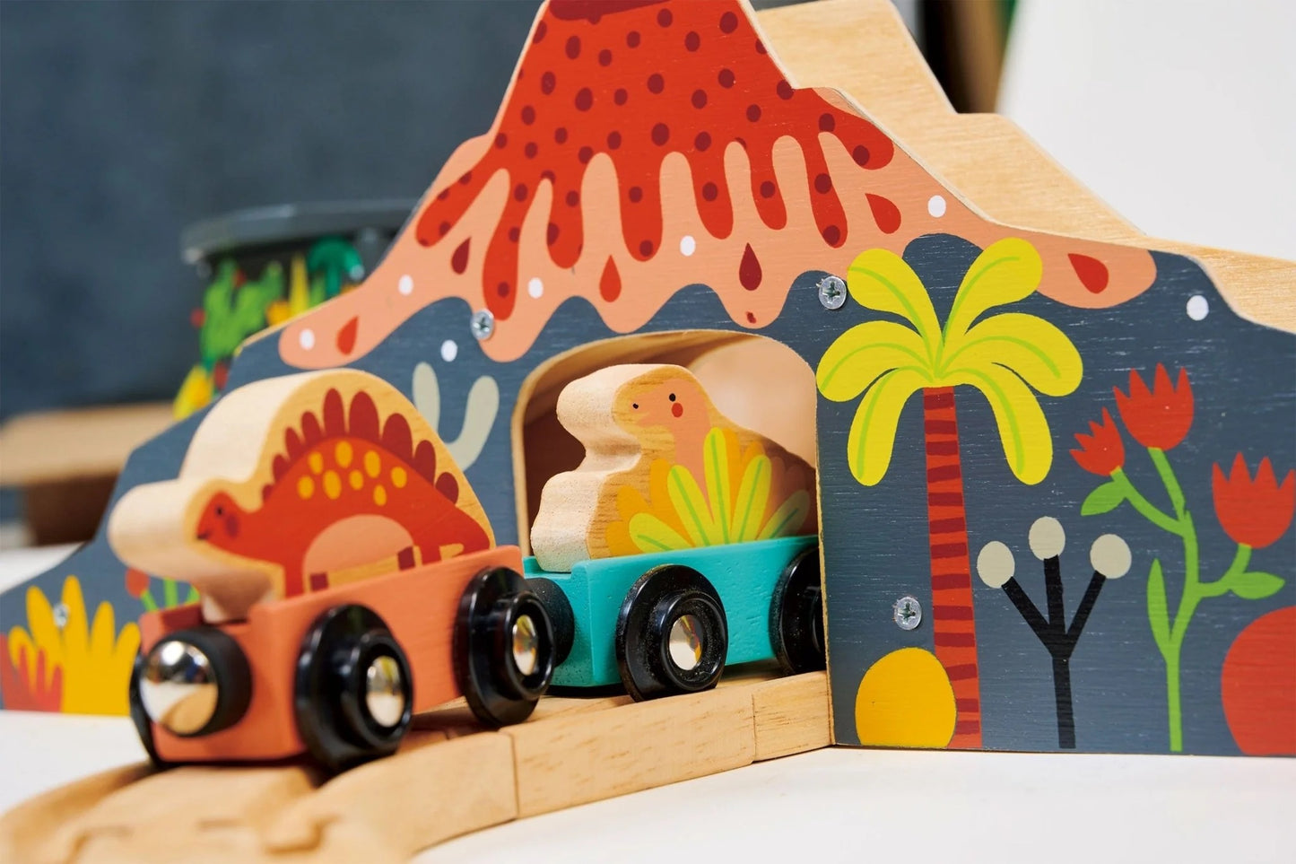 99.7704 # Dinosaur train set