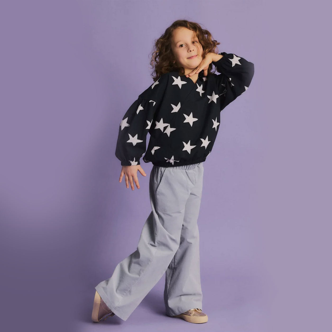 42B.STARS_BLOUSE # Kids Longsleeve Blouse Stars